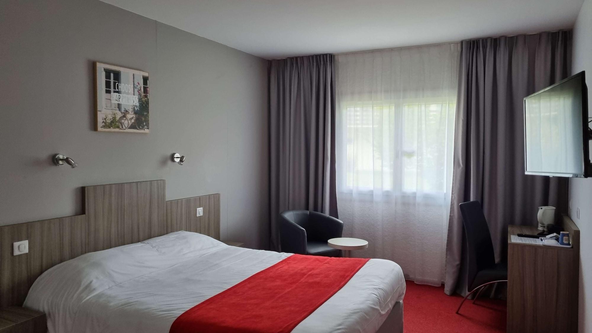 Kyriad Angouleme Nord Champniers- Hotel & Residence Champniers  Buitenkant foto